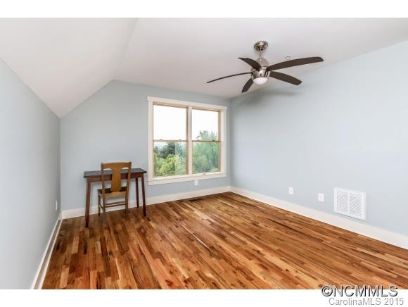 56 Ardmion Park Asheville NC 28801