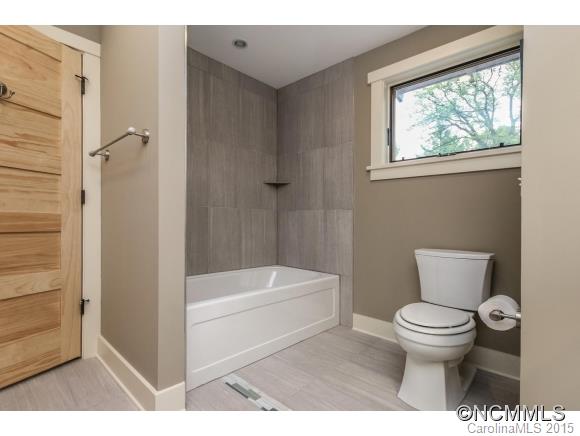 56 Ardmion Park Asheville NC 28801
