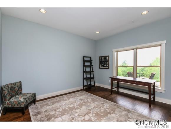 56 Ardmion Park Asheville NC 28801