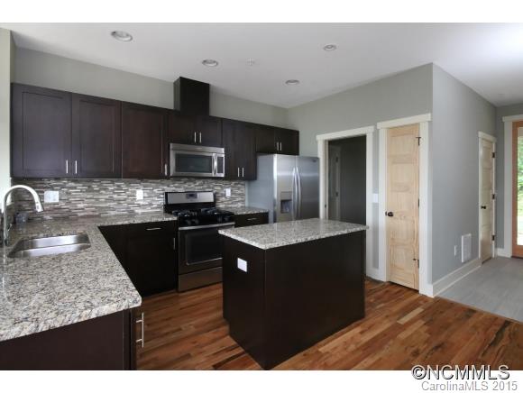 56 Ardmion Park Asheville NC 28801