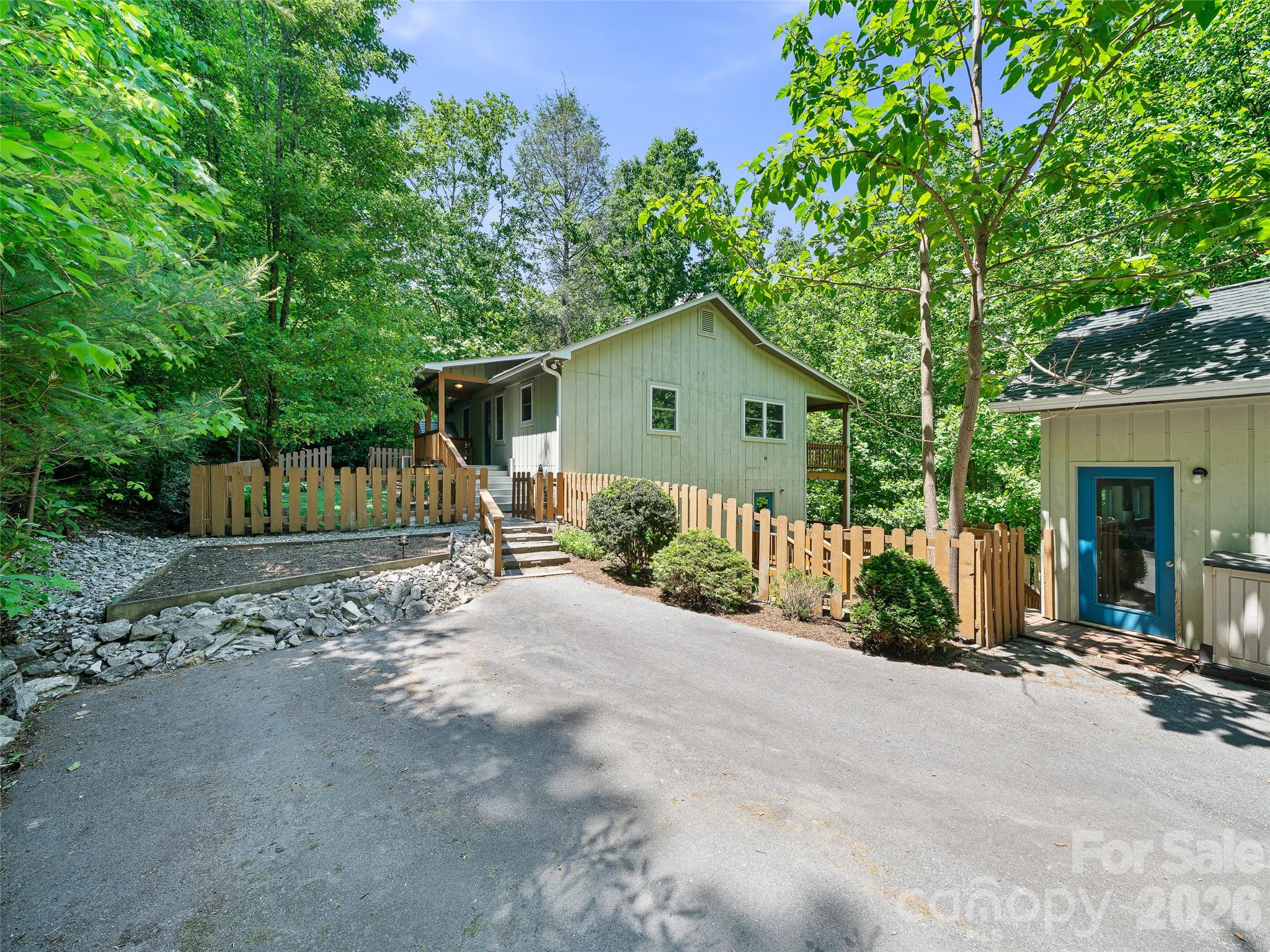 142 Wildflower Road Spruce Pine NC 28777