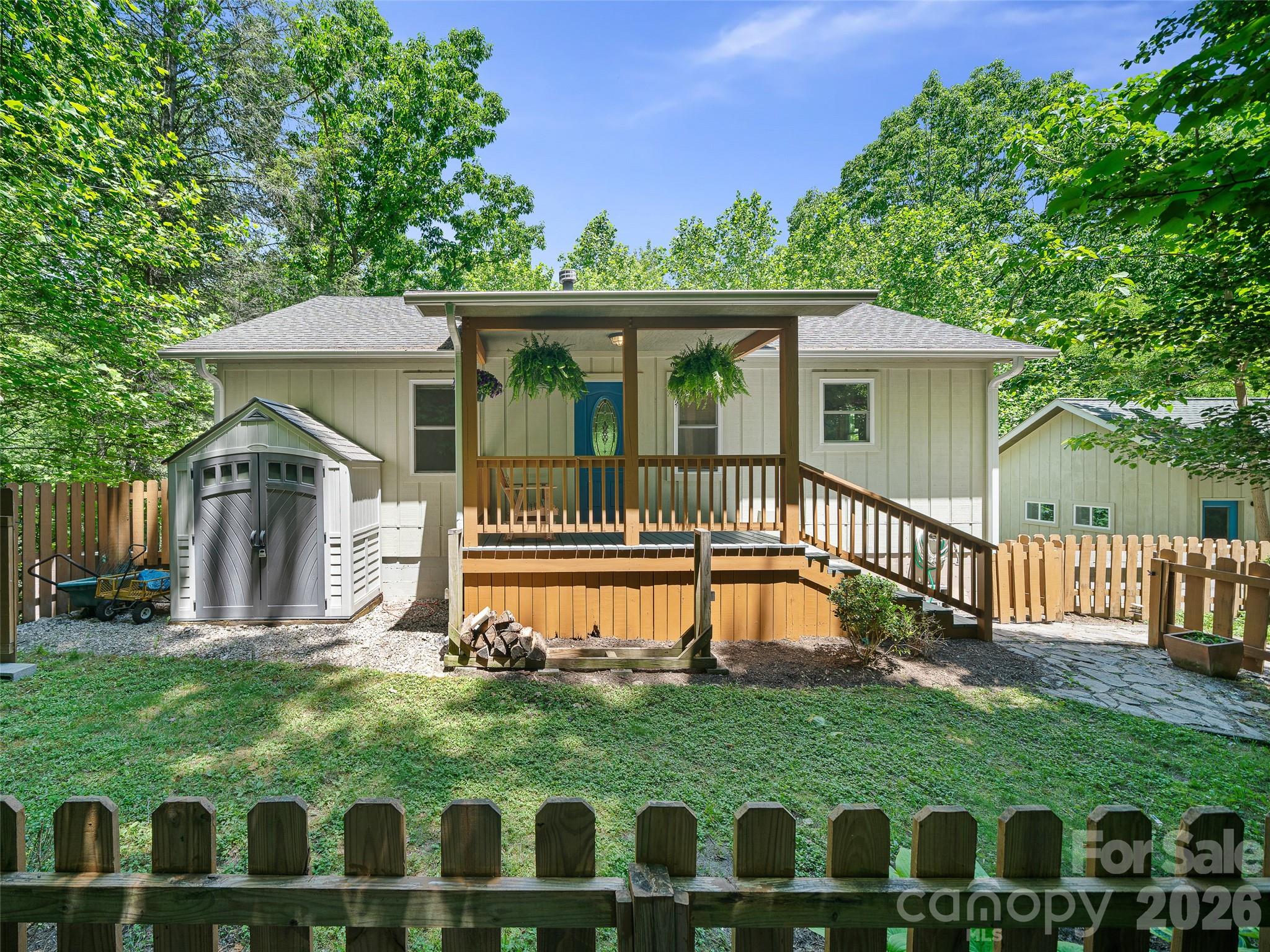 142 Wildflower Road Spruce Pine NC 28777