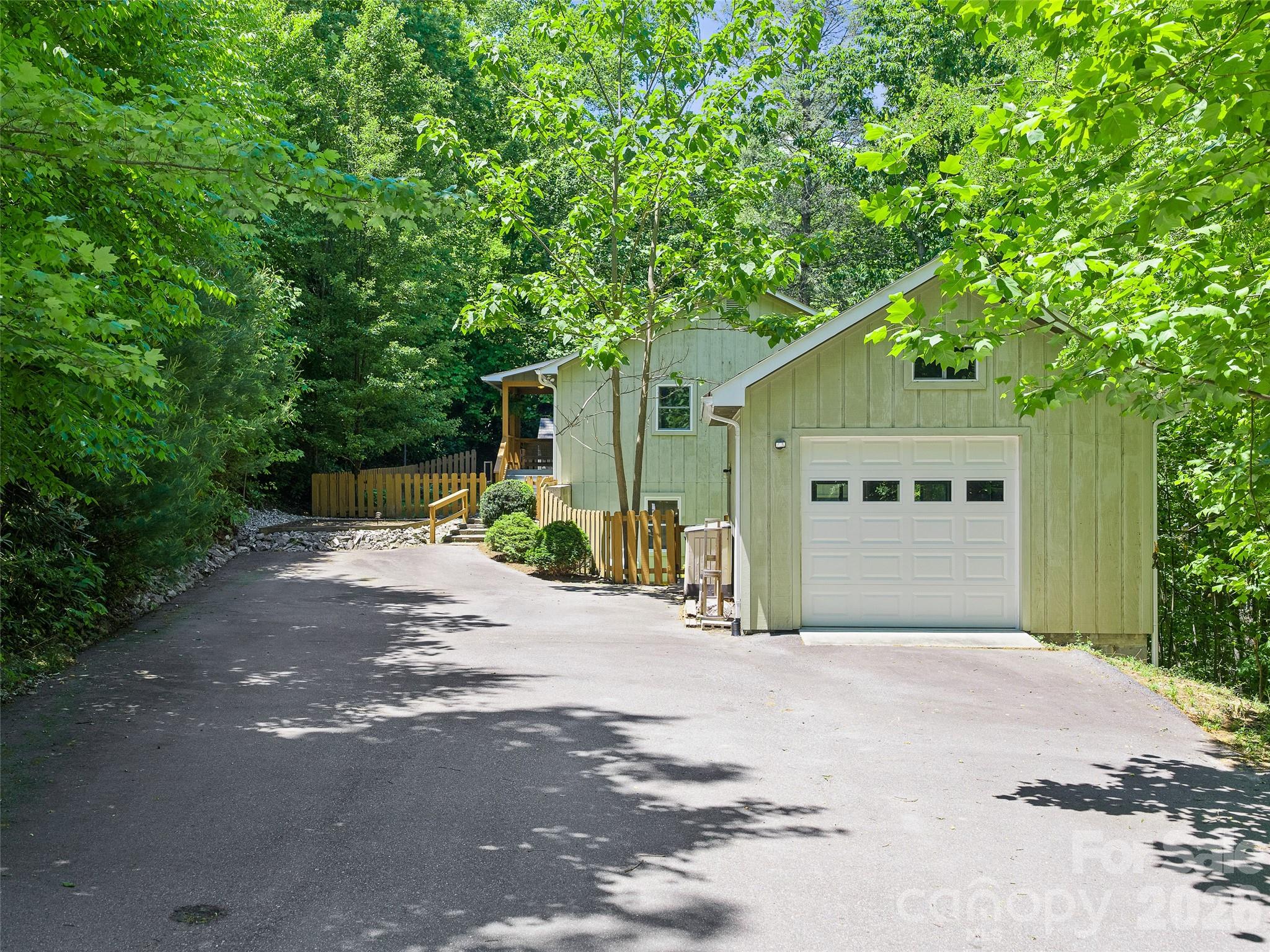 142 Wildflower Road Spruce Pine NC 28777