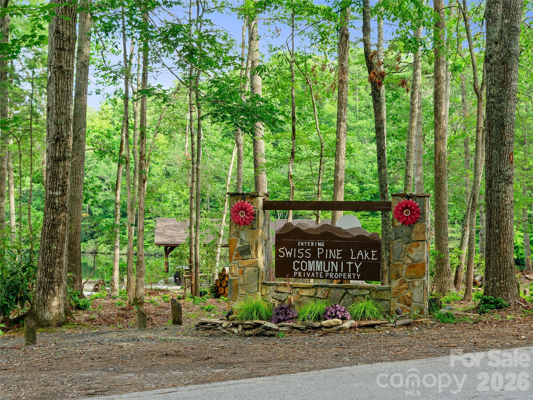 142 Wildflower Road Spruce Pine NC 28777