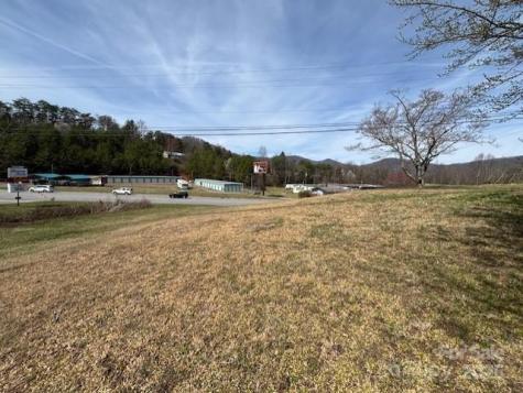 43 Flaming Arrow Drive Whittier NC 28789