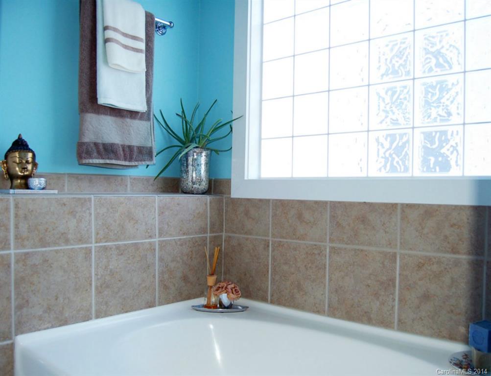 539 Dubois Court Charlotte NC 28208