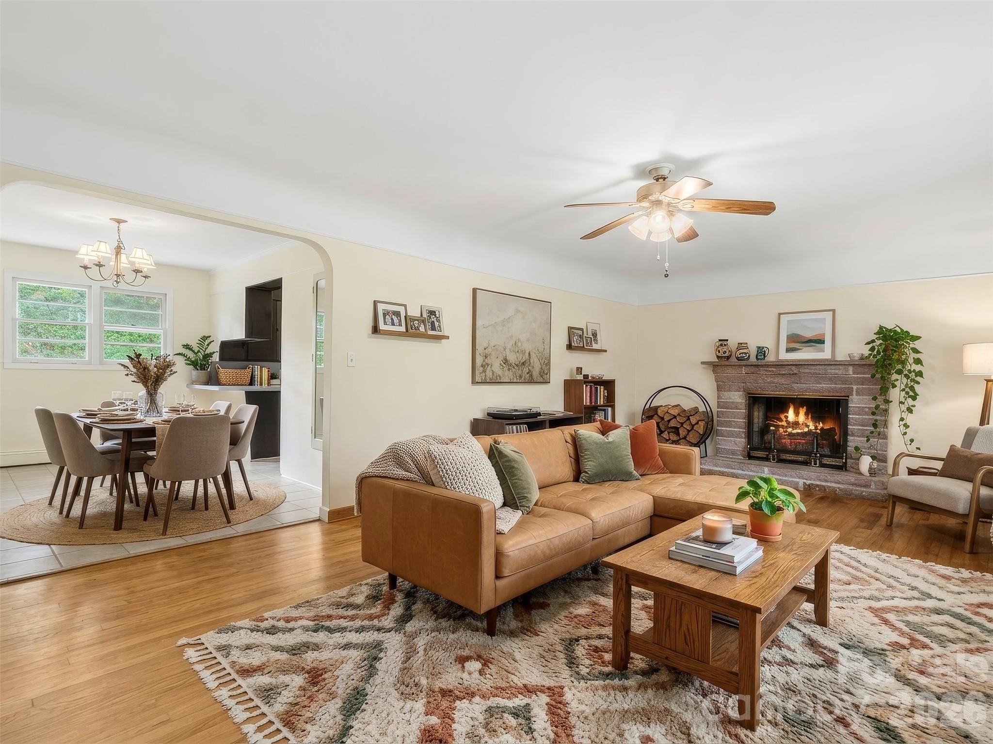 309 Presnell Street Burnsville NC 28714