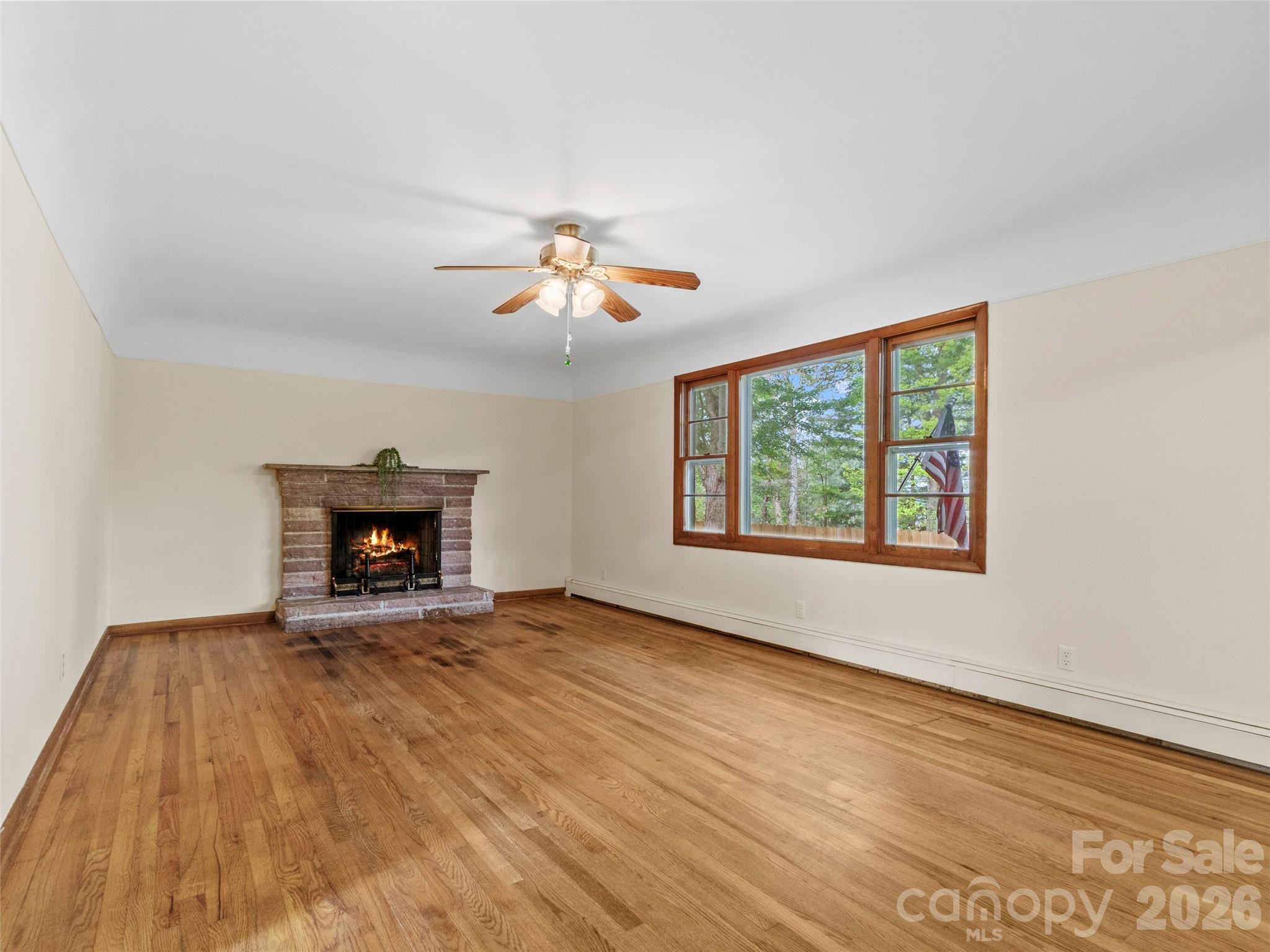 309 Presnell Street Burnsville NC 28714