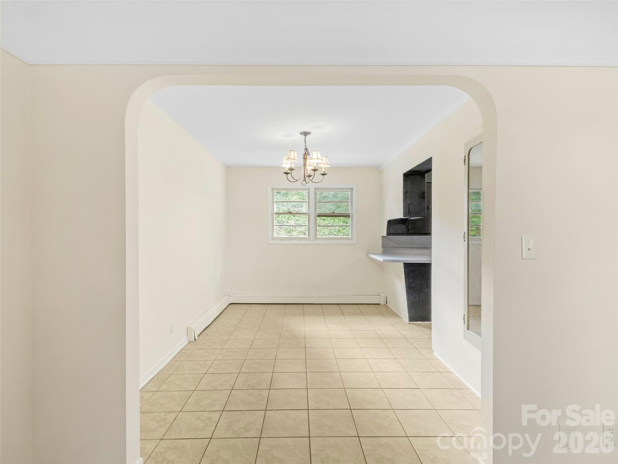 309 Presnell Street Burnsville NC 28714