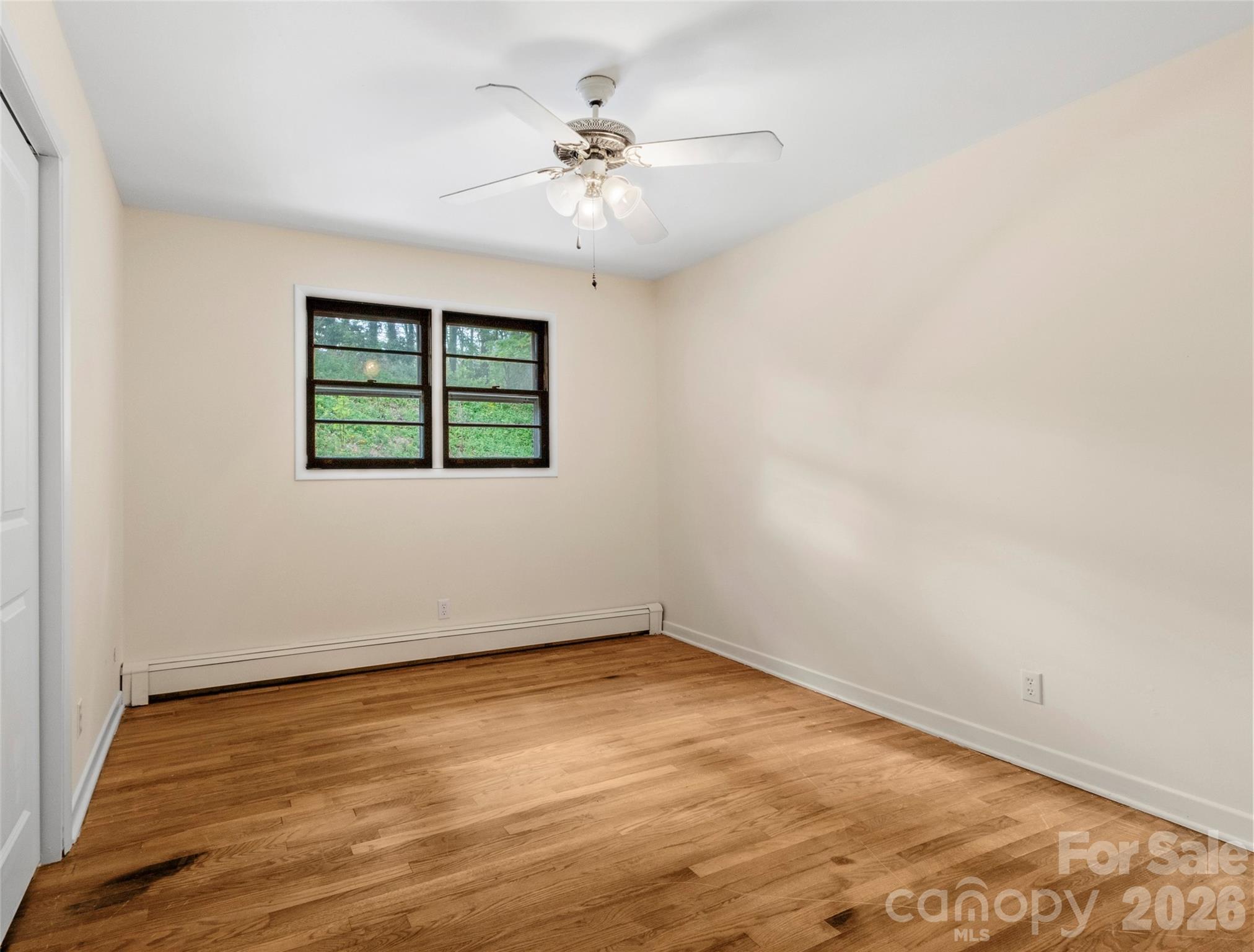 309 Presnell Street Burnsville NC 28714