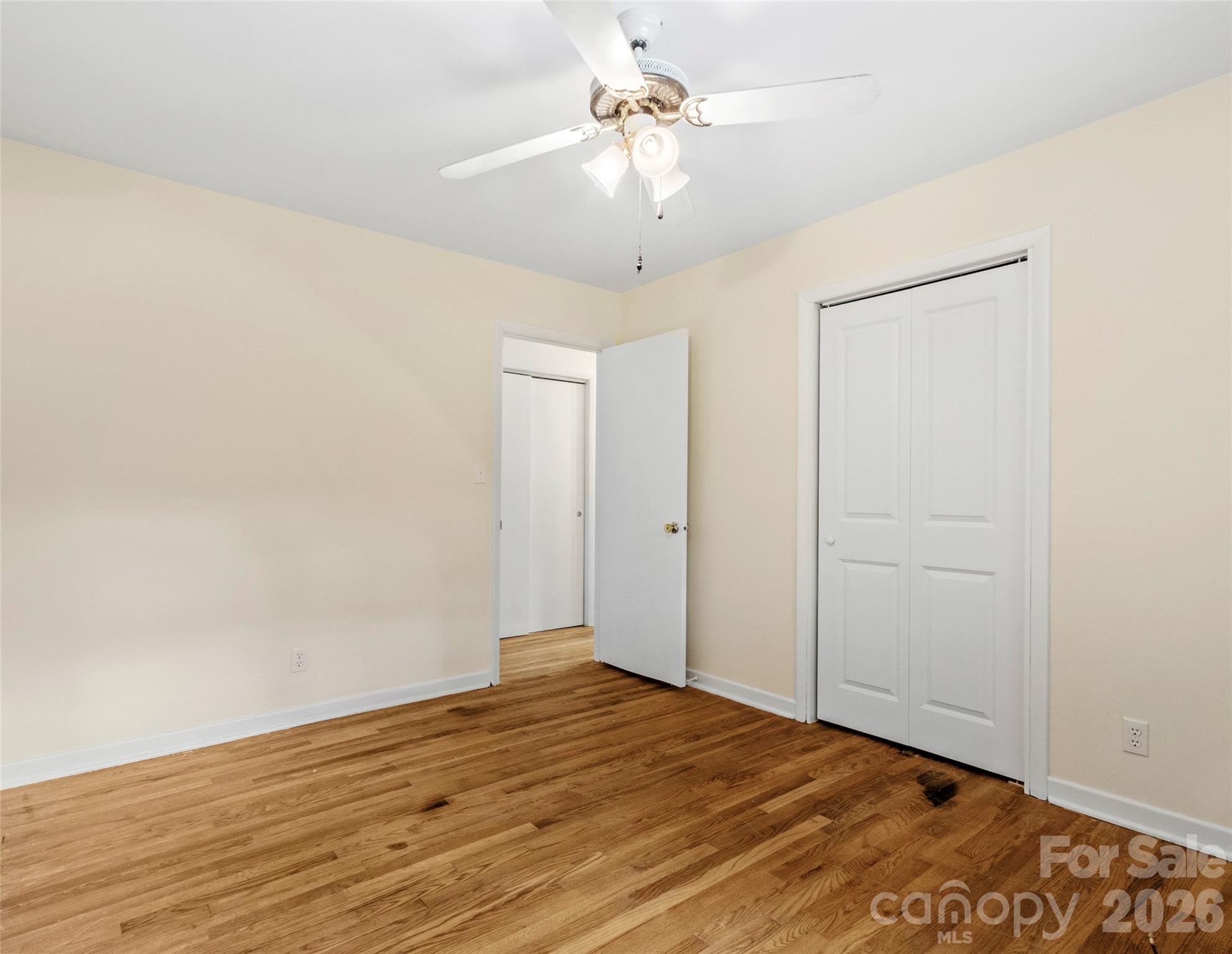 309 Presnell Street Burnsville NC 28714