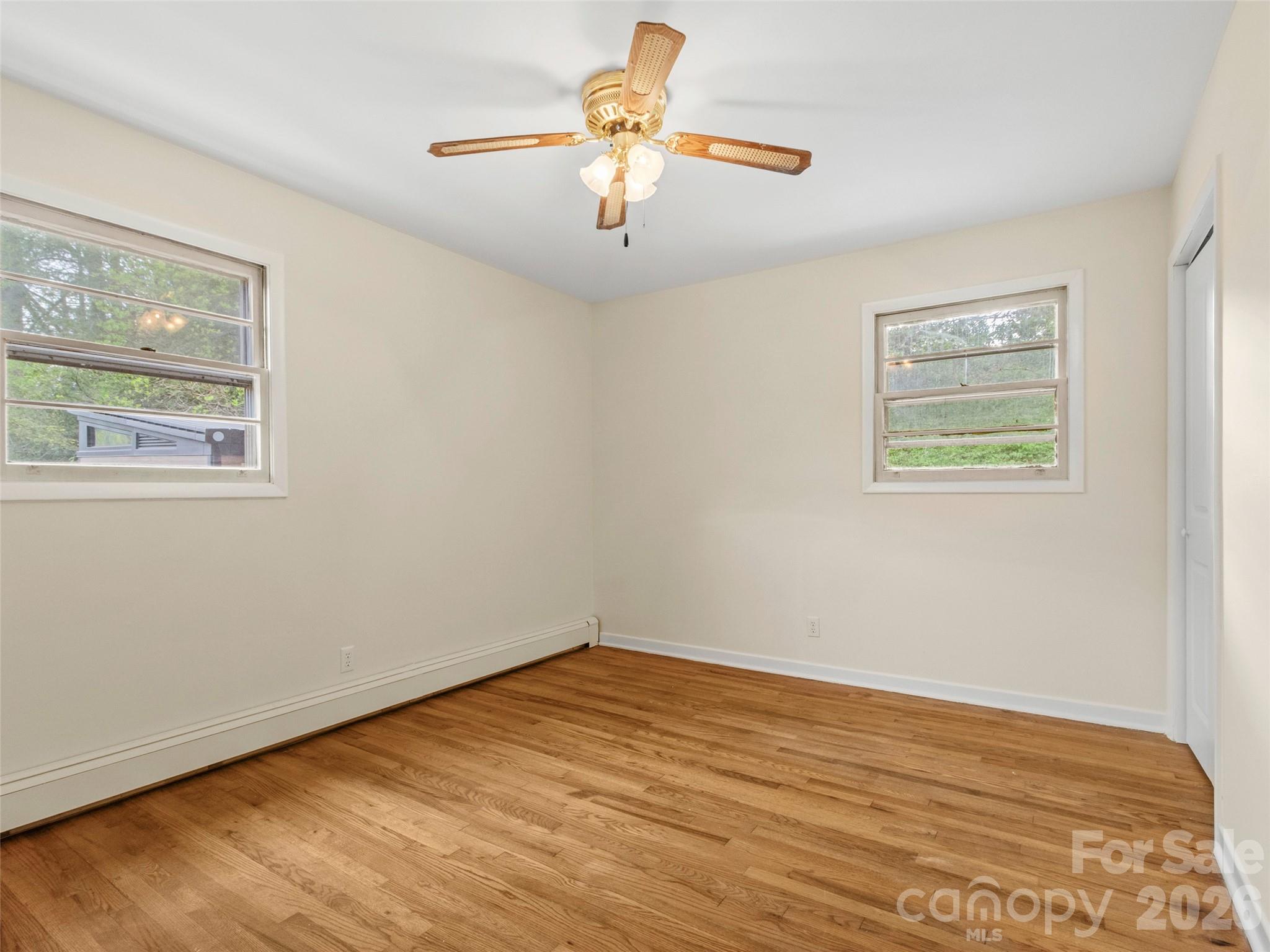 309 Presnell Street Burnsville NC 28714