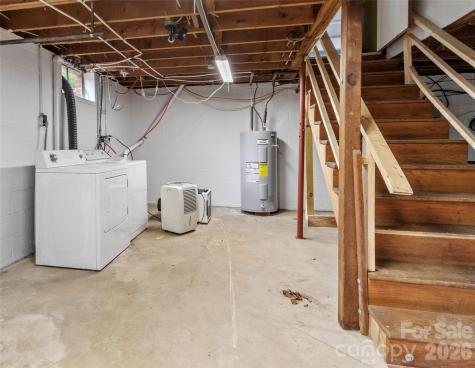 309 Presnell Street Burnsville NC 28714