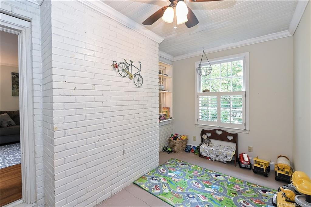 913 Romany Road Charlotte NC 28203