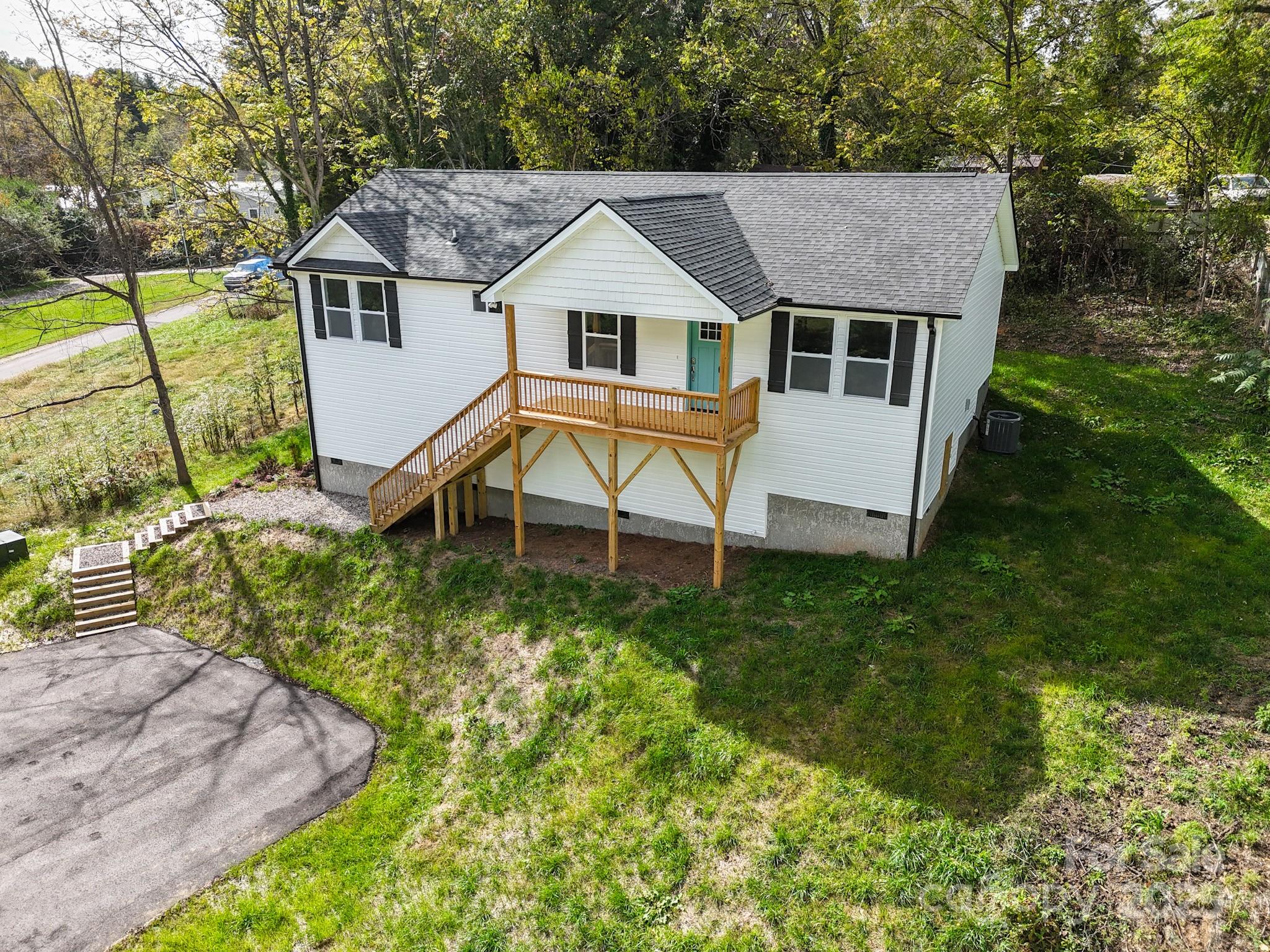 12 Holcombe Road Candler NC 28715