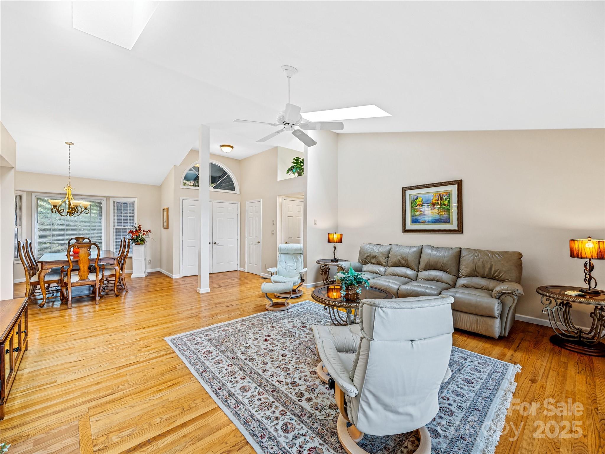 811 Sunlight Ridge Hendersonville NC 29792
