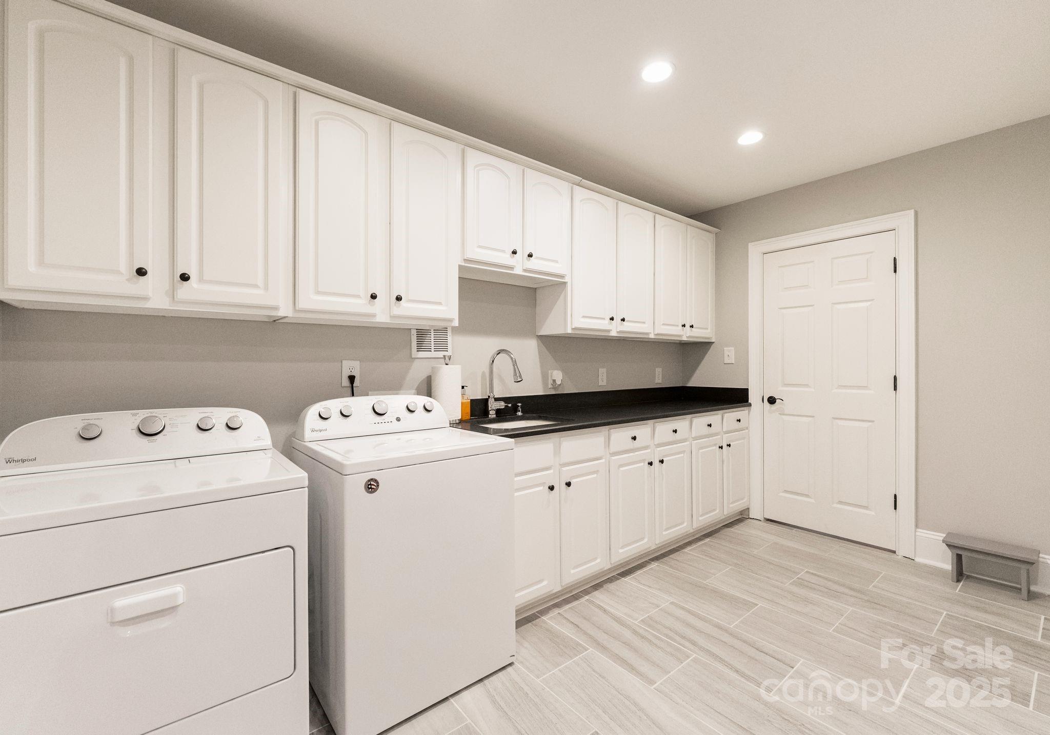 239 Kimberly Road Davidson NC 28036