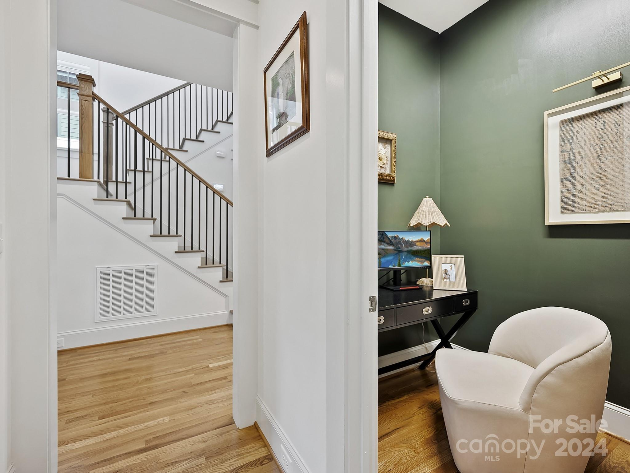 823 Tennyson Drive Charlotte NC 28208