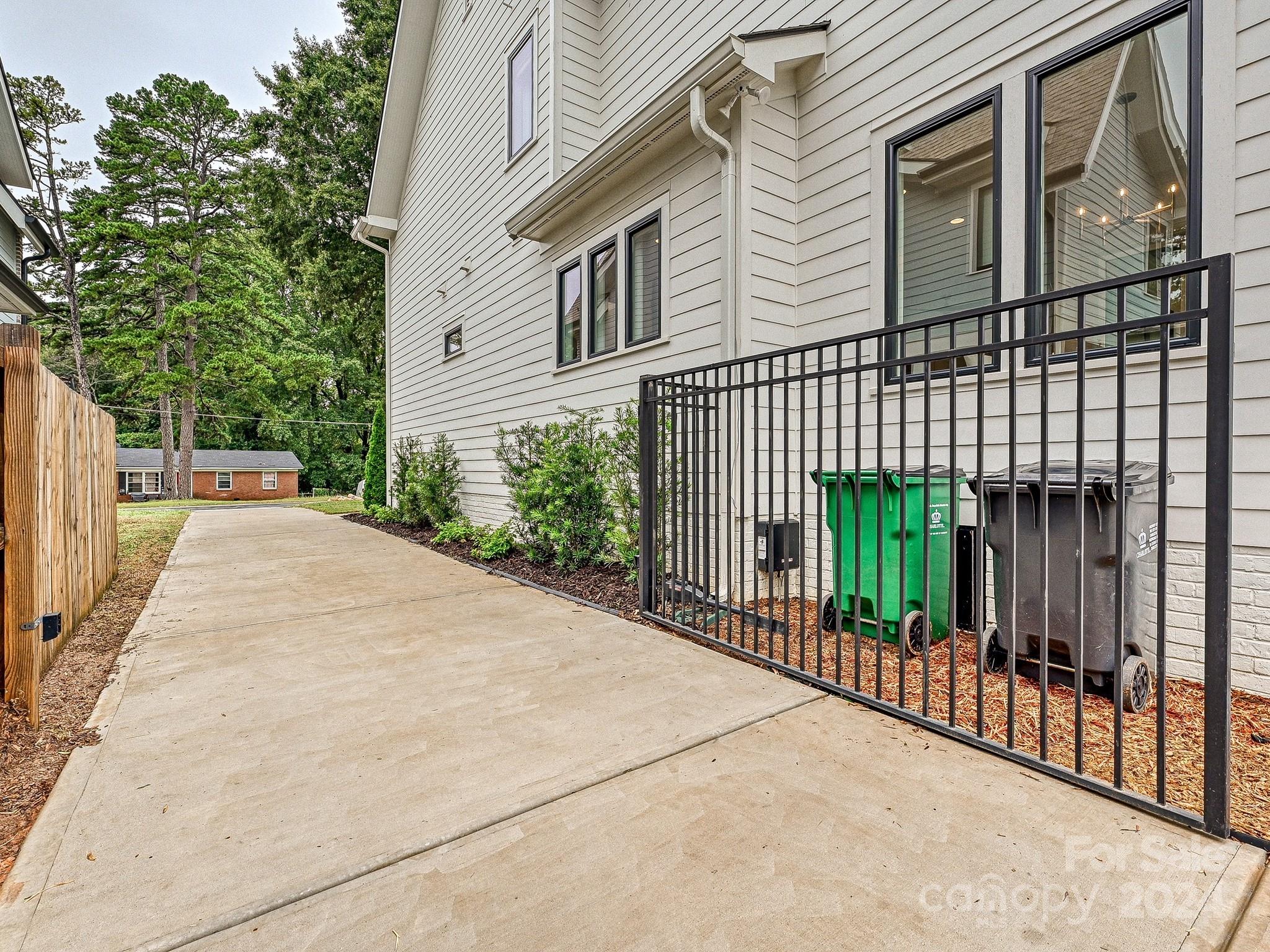 823 Tennyson Drive Charlotte NC 28208