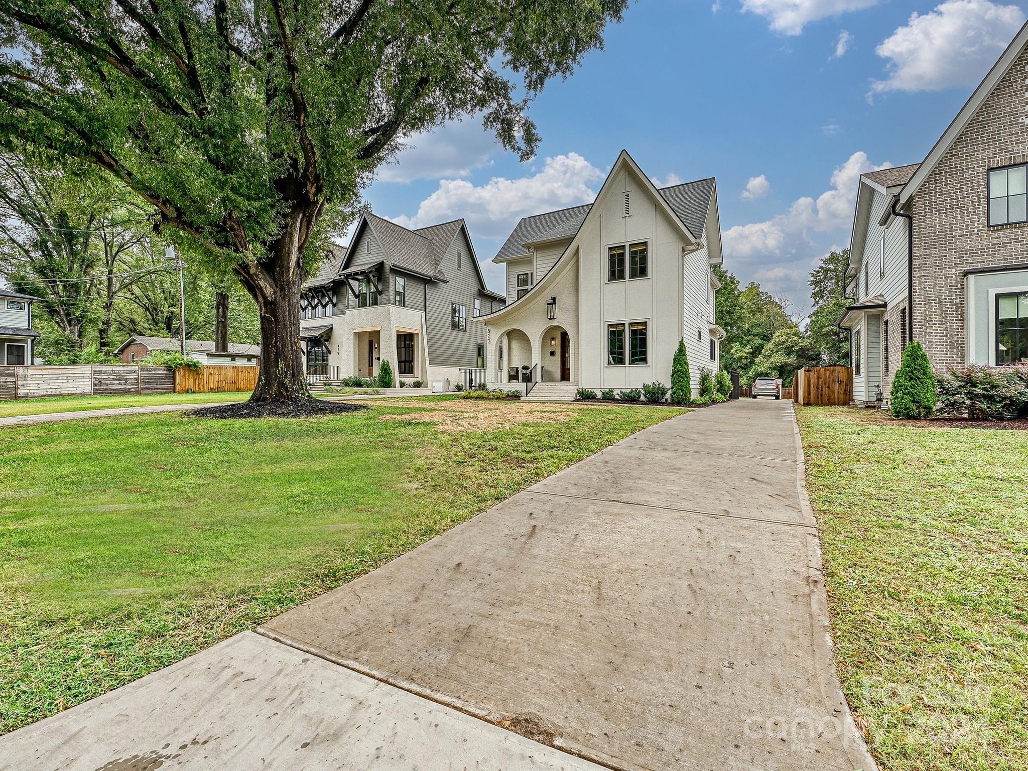 823 Tennyson Drive Charlotte NC 28208