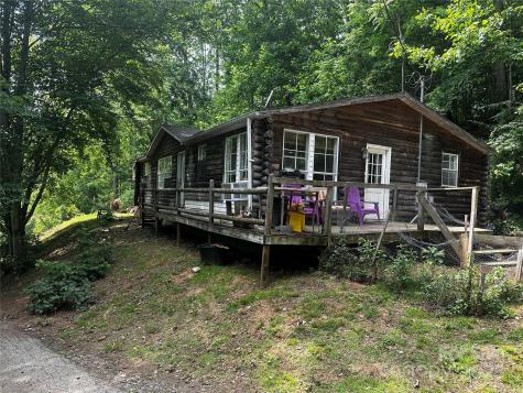 193 Green Cove Road Bakersville NC 28705