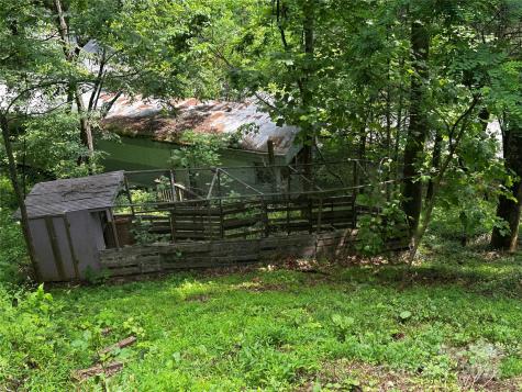 193 Green Cove Road Bakersville NC 28705