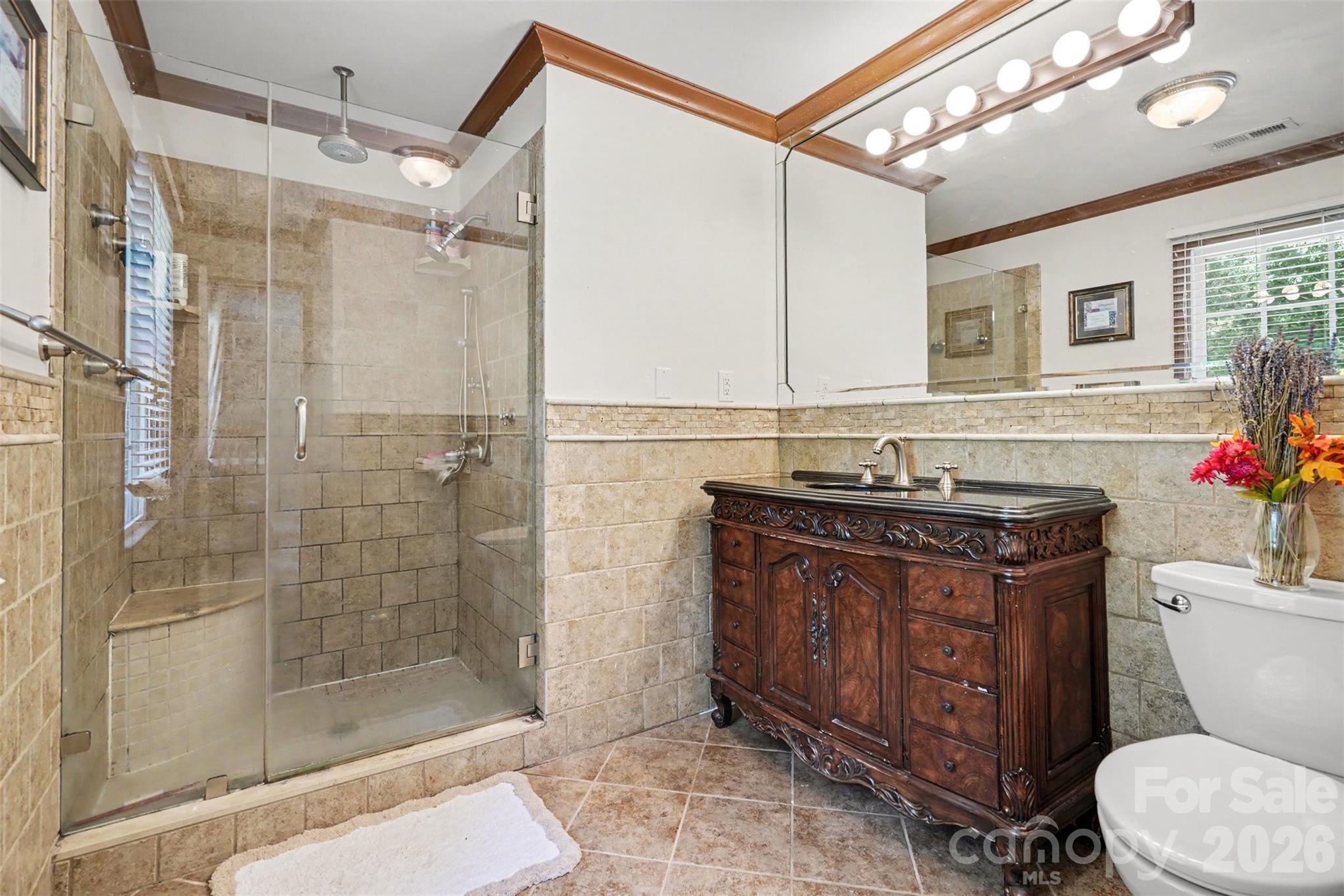 5812 Camelot Drive Charlotte NC 28270
