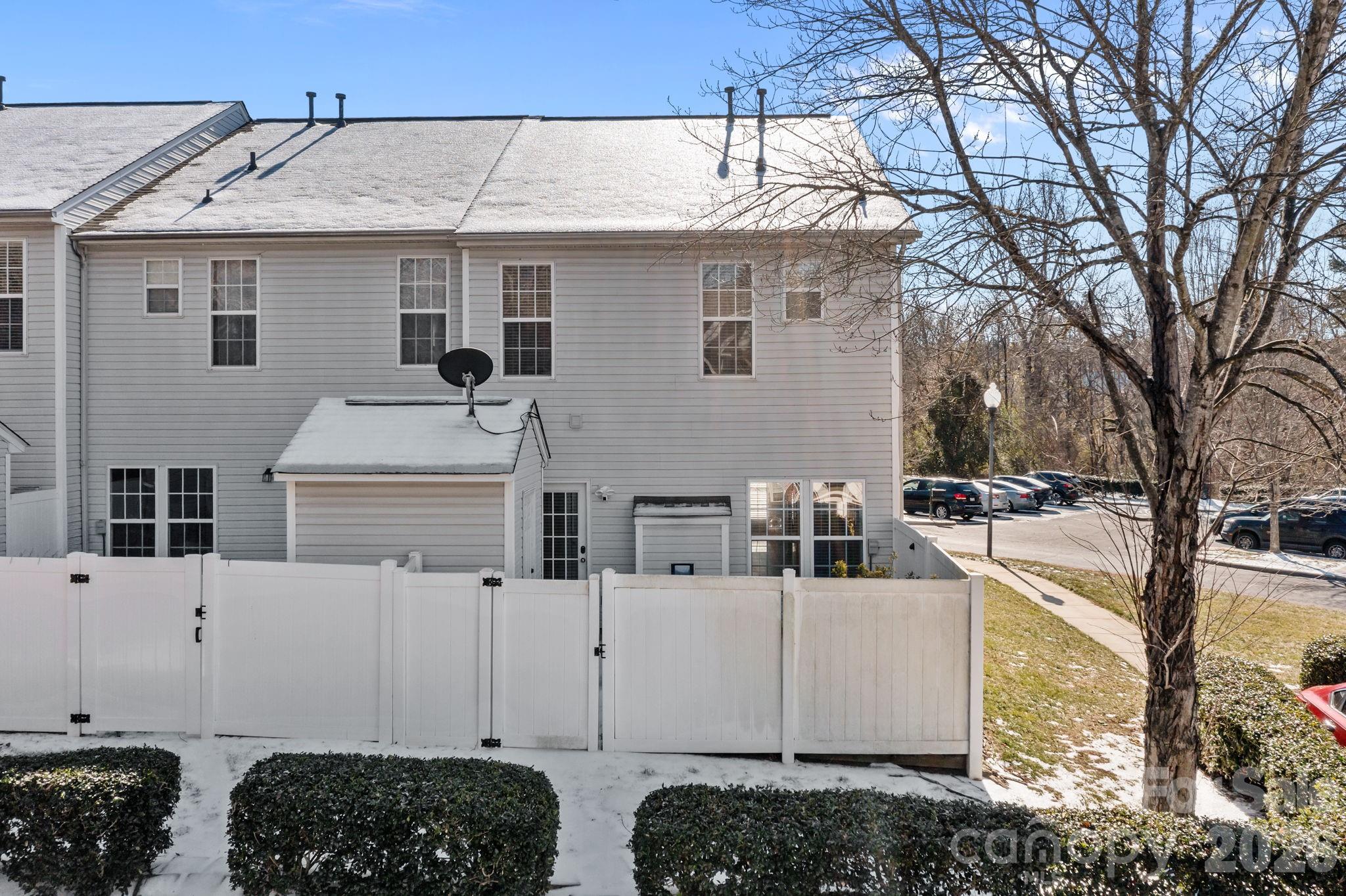 12353 Jessica Place Charlotte NC 28269