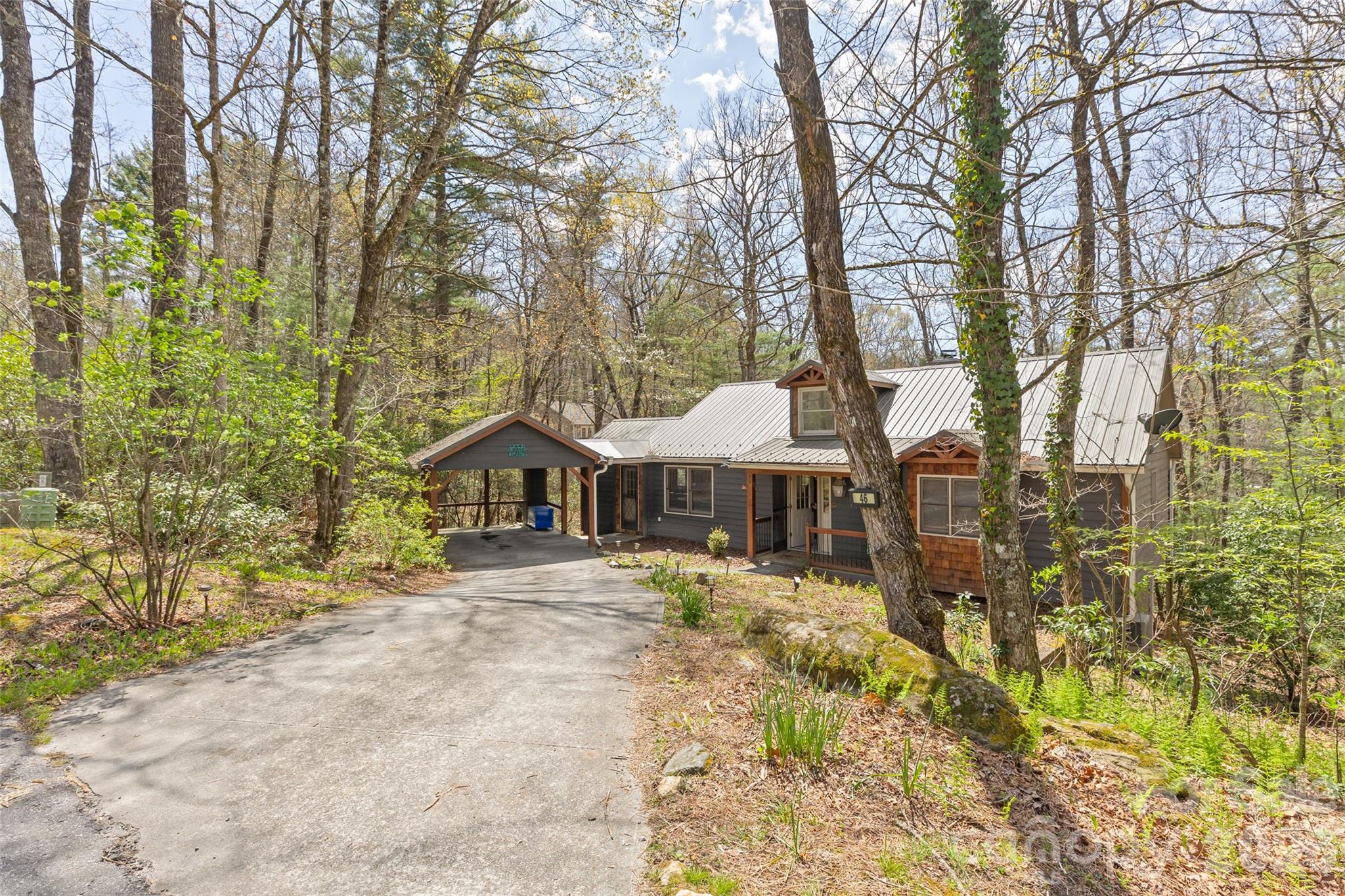 46 Poplar Court Sapphire NC 28774