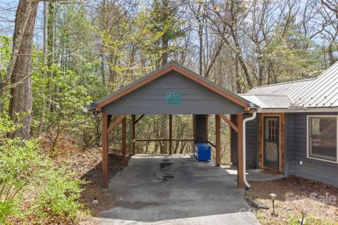 46 Poplar Court Sapphire NC 28774