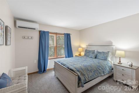 46 Poplar Court Sapphire NC 28774