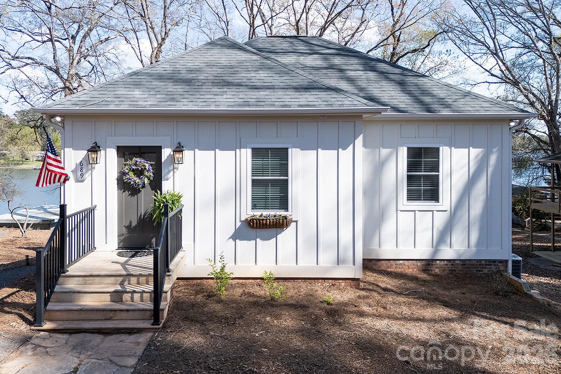 689 Emerald Shores Road Mount Gilead NC 27306