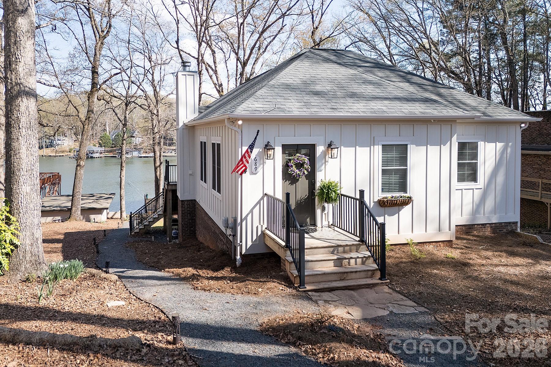 689 Emerald Shores Road Mount Gilead NC 27306