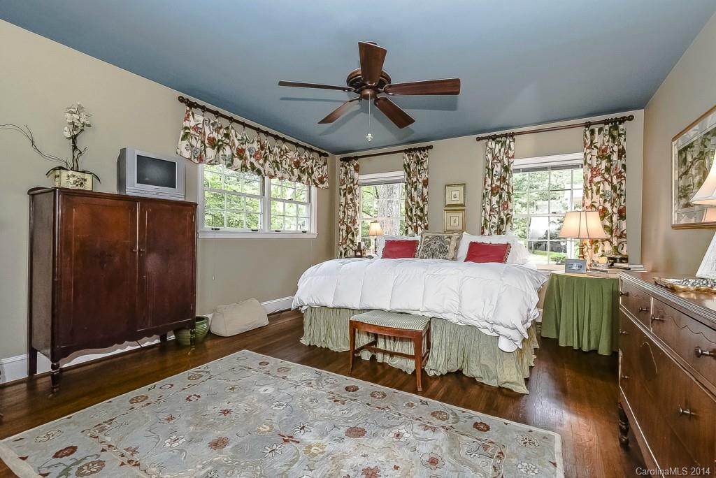 2612 Cloister Drive Charlotte NC 28211