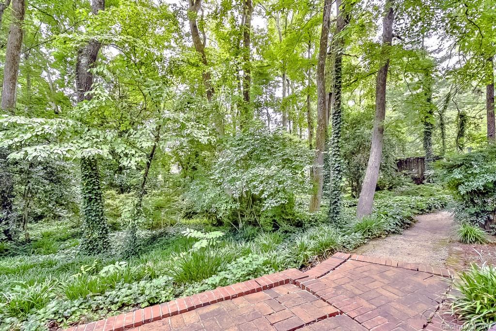 2612 Cloister Drive Charlotte NC 28211