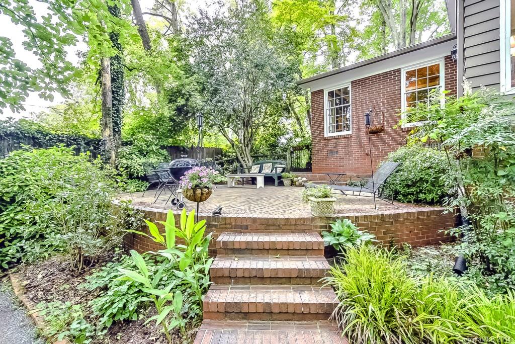 2612 Cloister Drive Charlotte NC 28211