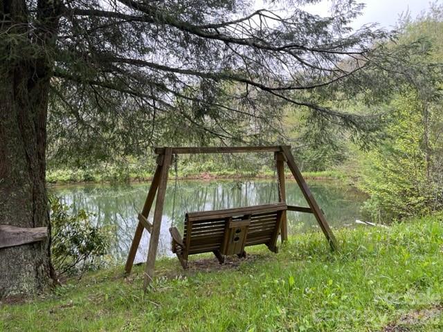143 Daniel Boone Trail Burnsville NC 28714