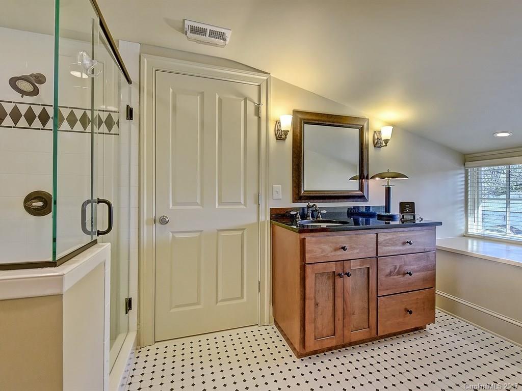 2241 Malvern Road Charlotte NC 28207