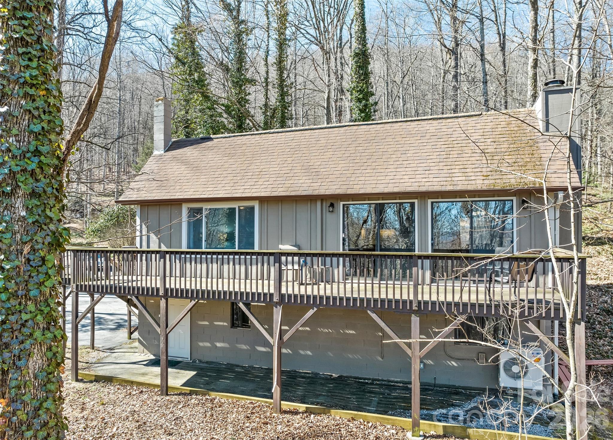 662 Locust Drive Maggie Valley NC 28751