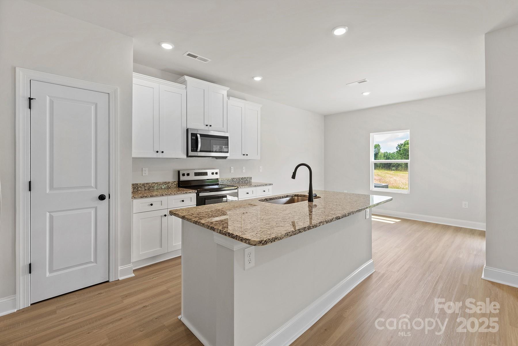 3321 Strong Box Lane Gastonia NC 28052