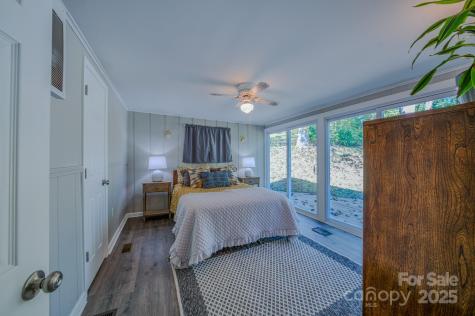 22 Mulberry Street Asheville NC 28804