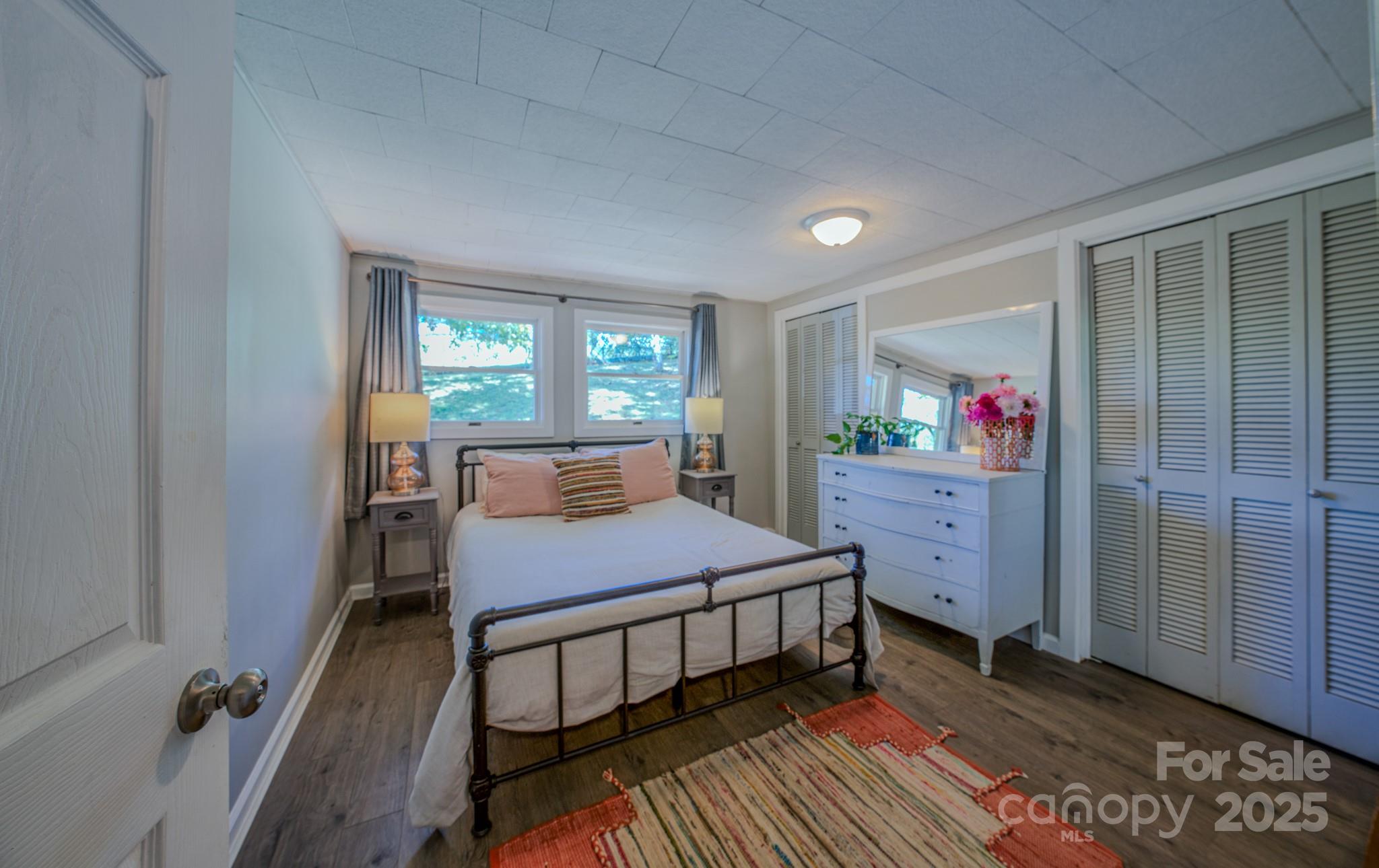 22 Mulberry Street Asheville NC 28804