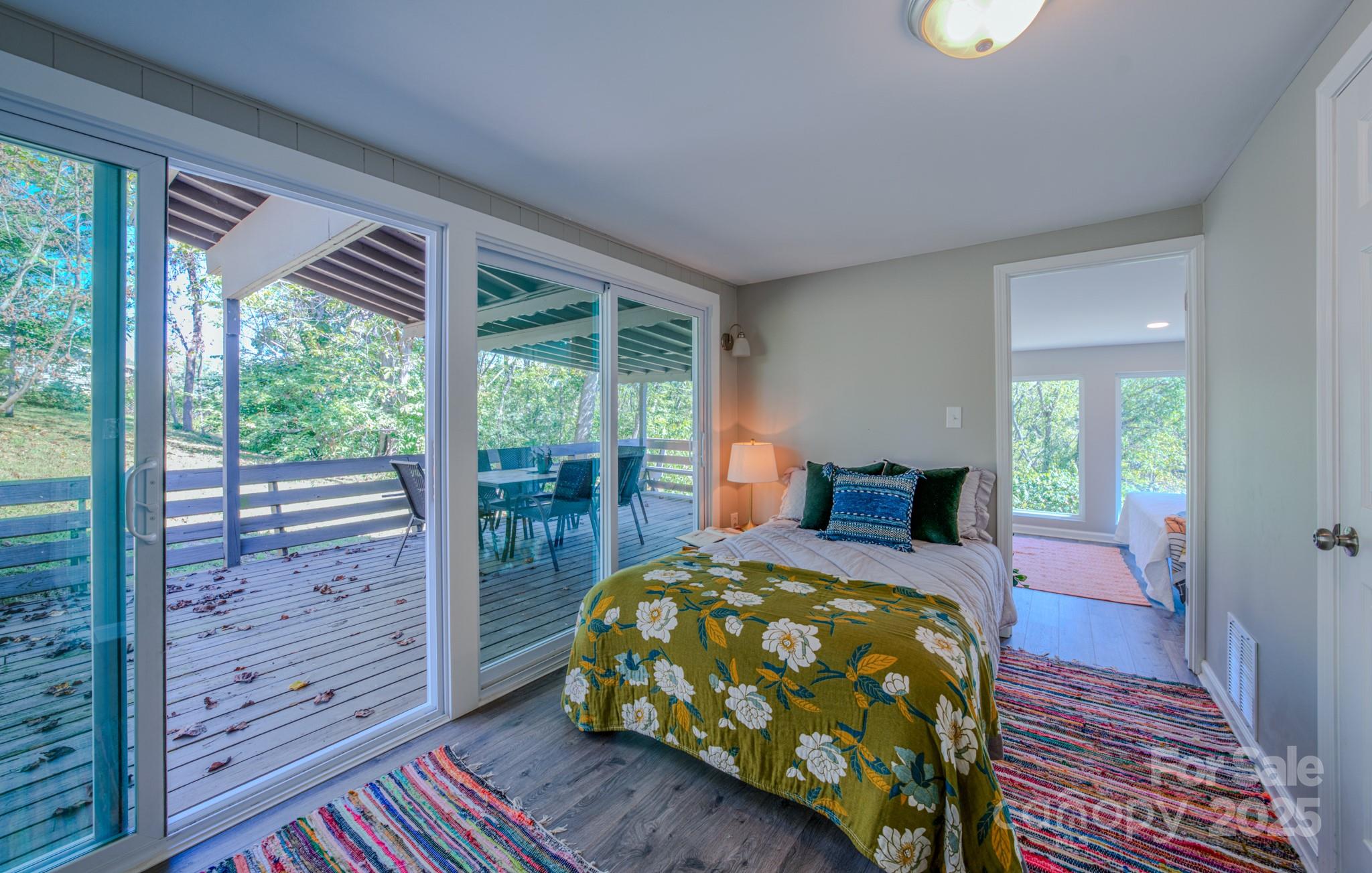 22 Mulberry Street Asheville NC 28804