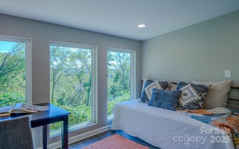 22 Mulberry Street Asheville NC 28804