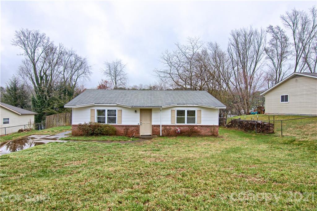 19 Kilkenny Drive Asheville NC 28806