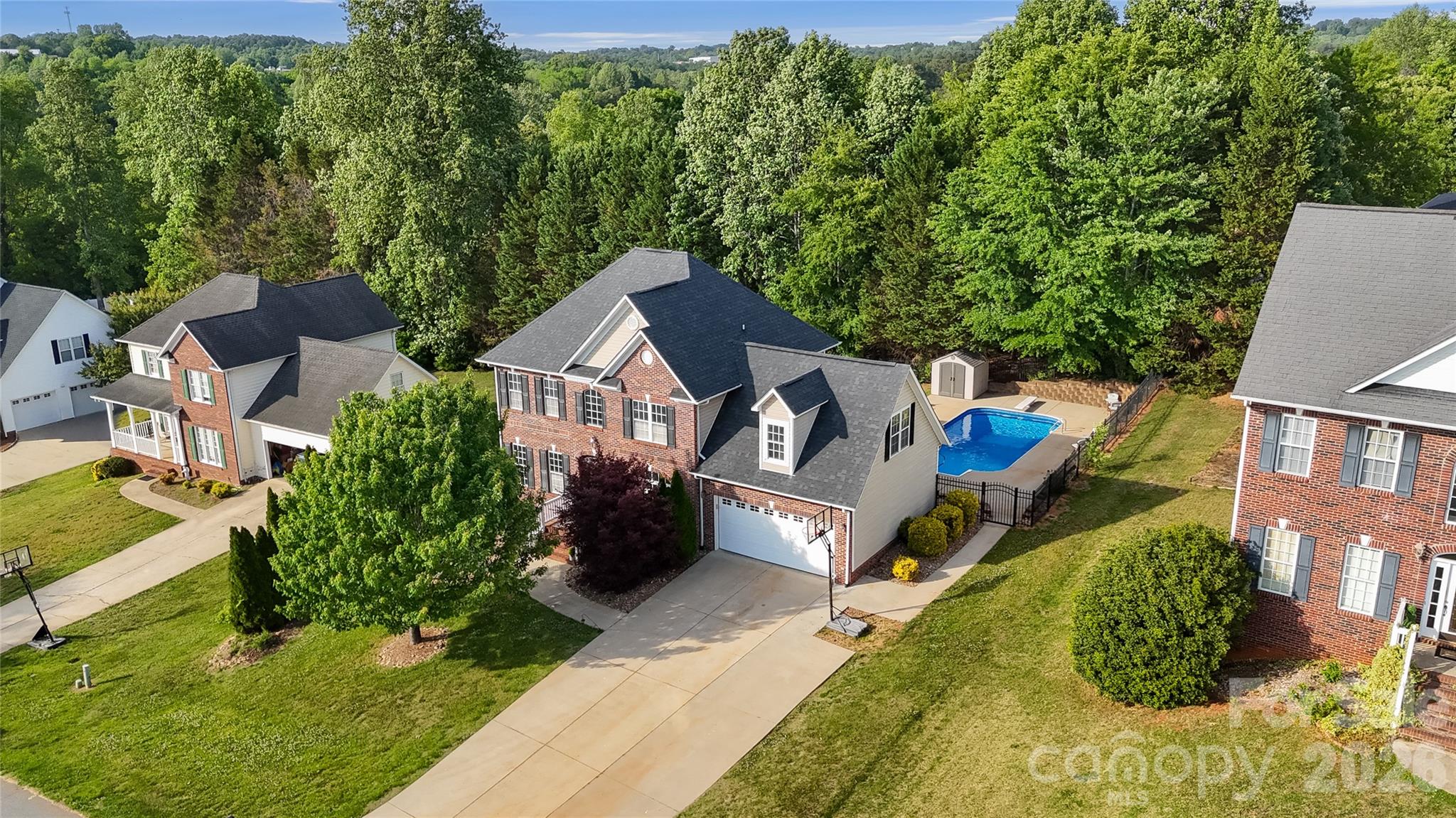2604 Ironwood Drive Hickory NC 28602