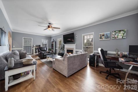 2604 Ironwood Drive Hickory NC 28602