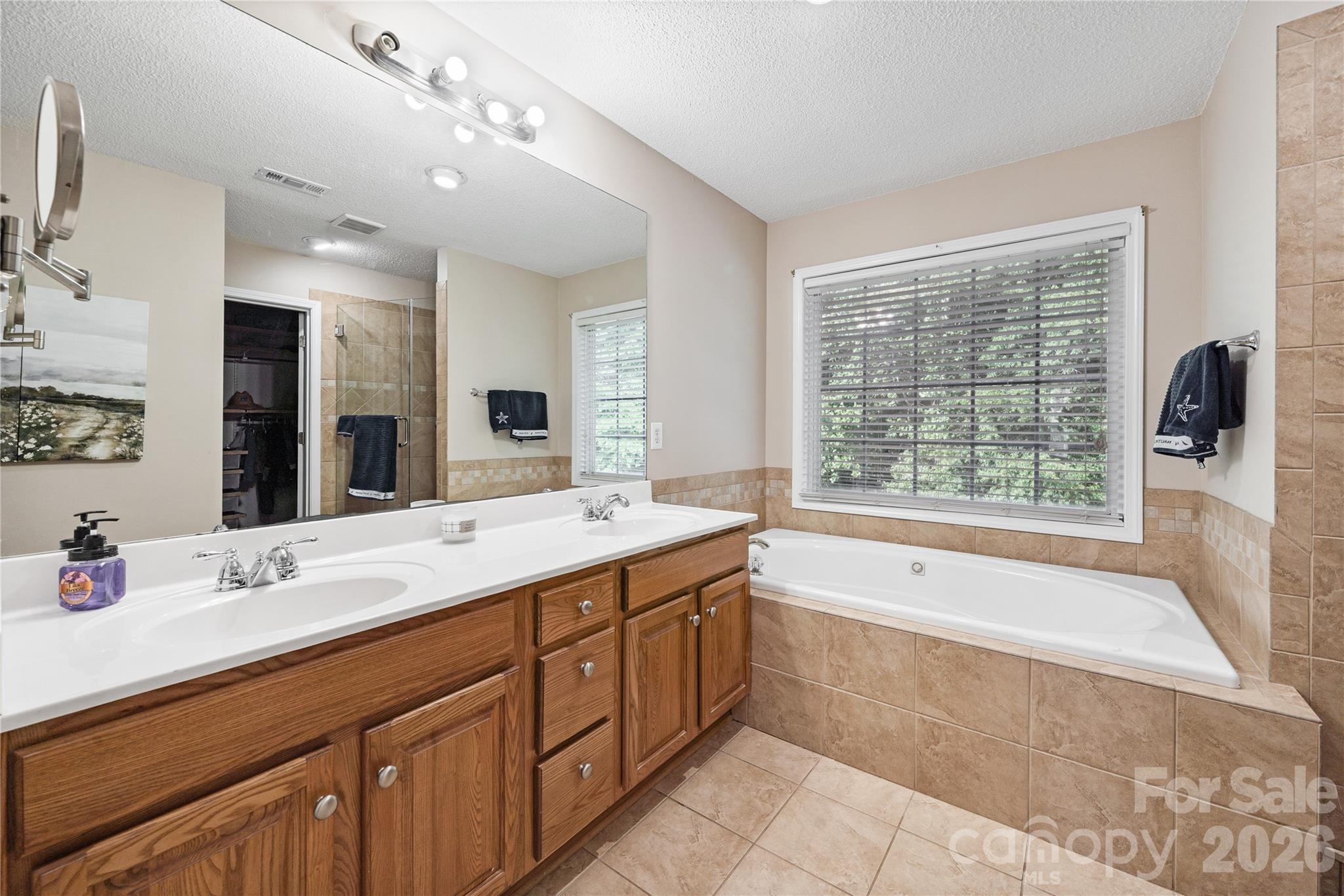 2604 Ironwood Drive Hickory NC 28602