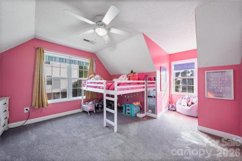 2604 Ironwood Drive Hickory NC 28602
