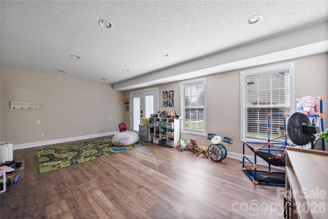 2604 Ironwood Drive Hickory NC 28602